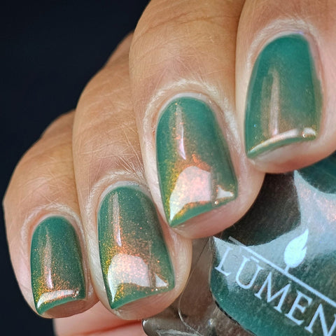 Lumen Nails