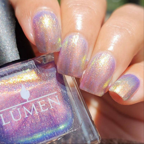 Lumen Nails