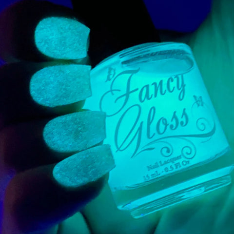 UV Response / Glow in the Dark