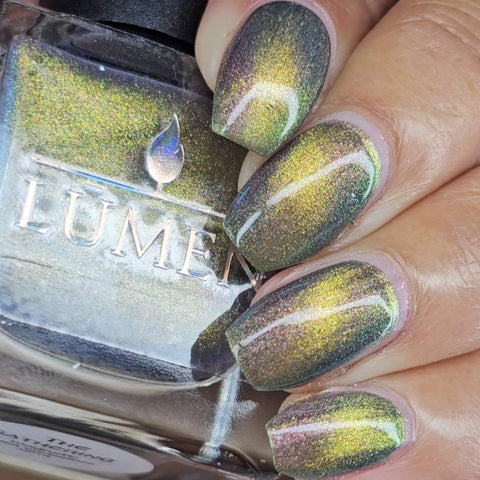 Lumen Nails