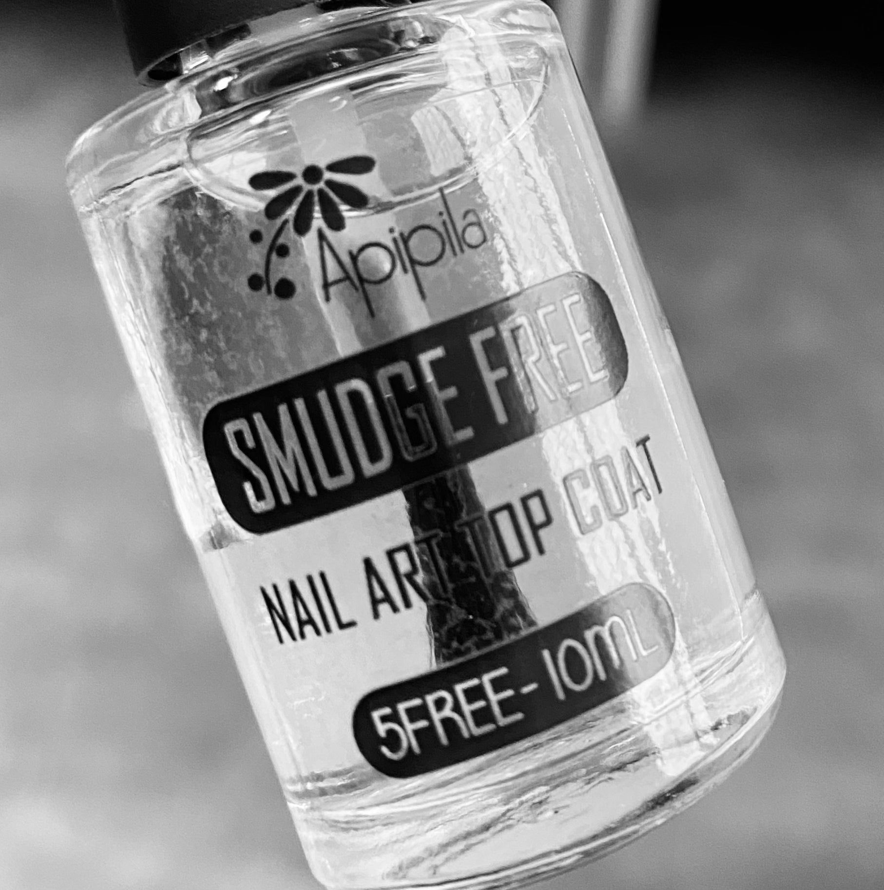 Smudge Free Nail Art Top Coat by Apipila